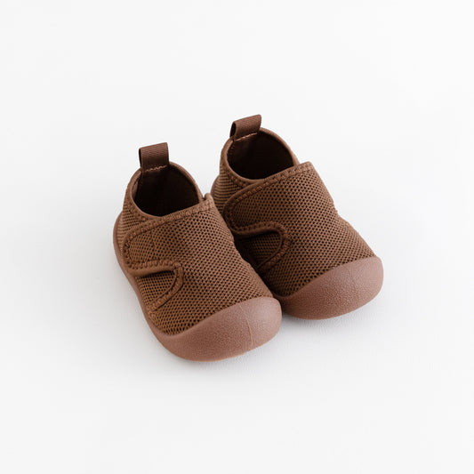 Chocolate Velcro Mesh Sole Sox