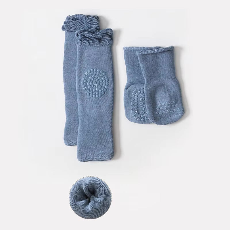 Grip Knee Pads &amp; Grip Socks Set