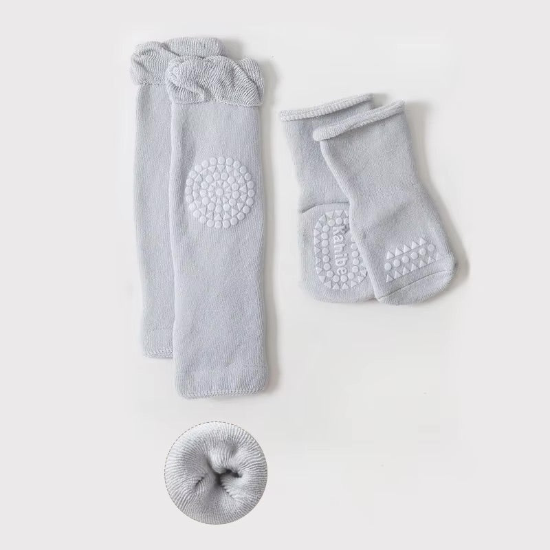 Grip Knee Pads &amp; Grip Socks Set
